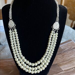 Cezanne Silver and Cream Pearl Necklace